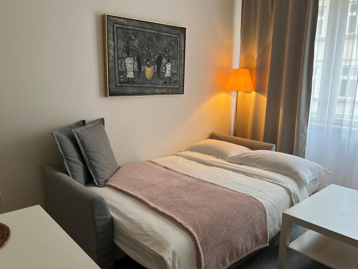 City Centrum Charming Apartment Praga Esterno foto